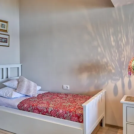 Crowonder Beachfront Donatella With Amazing Seaview And Garden * 포세다르예