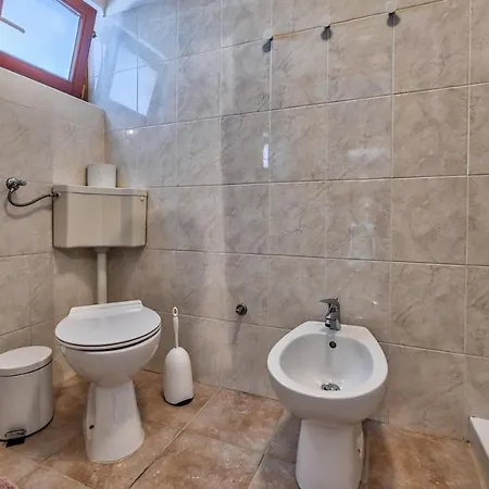 Crowonder Beachfront Donatella With Amazing Seaview And Garden * Posedarje